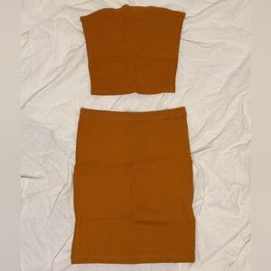 iNAMORATA Mustard Skirt Set